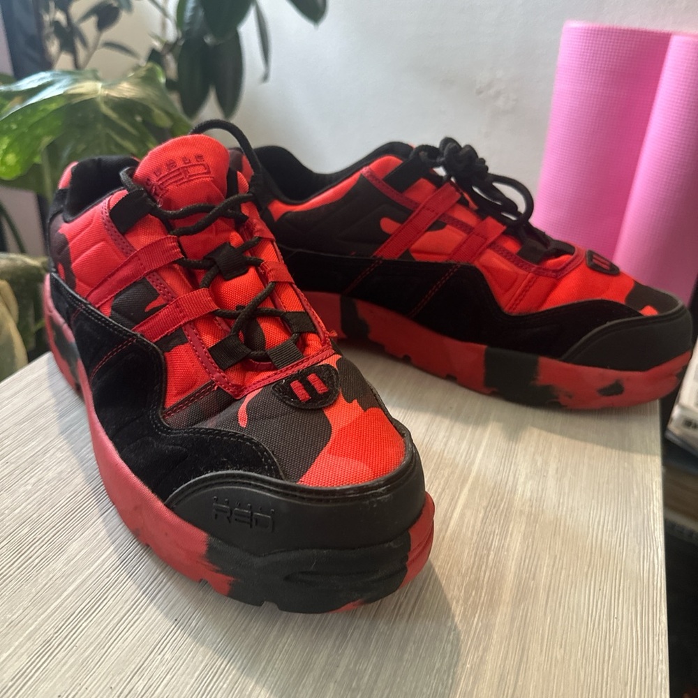 Red and Black Men's Athletic Boots
